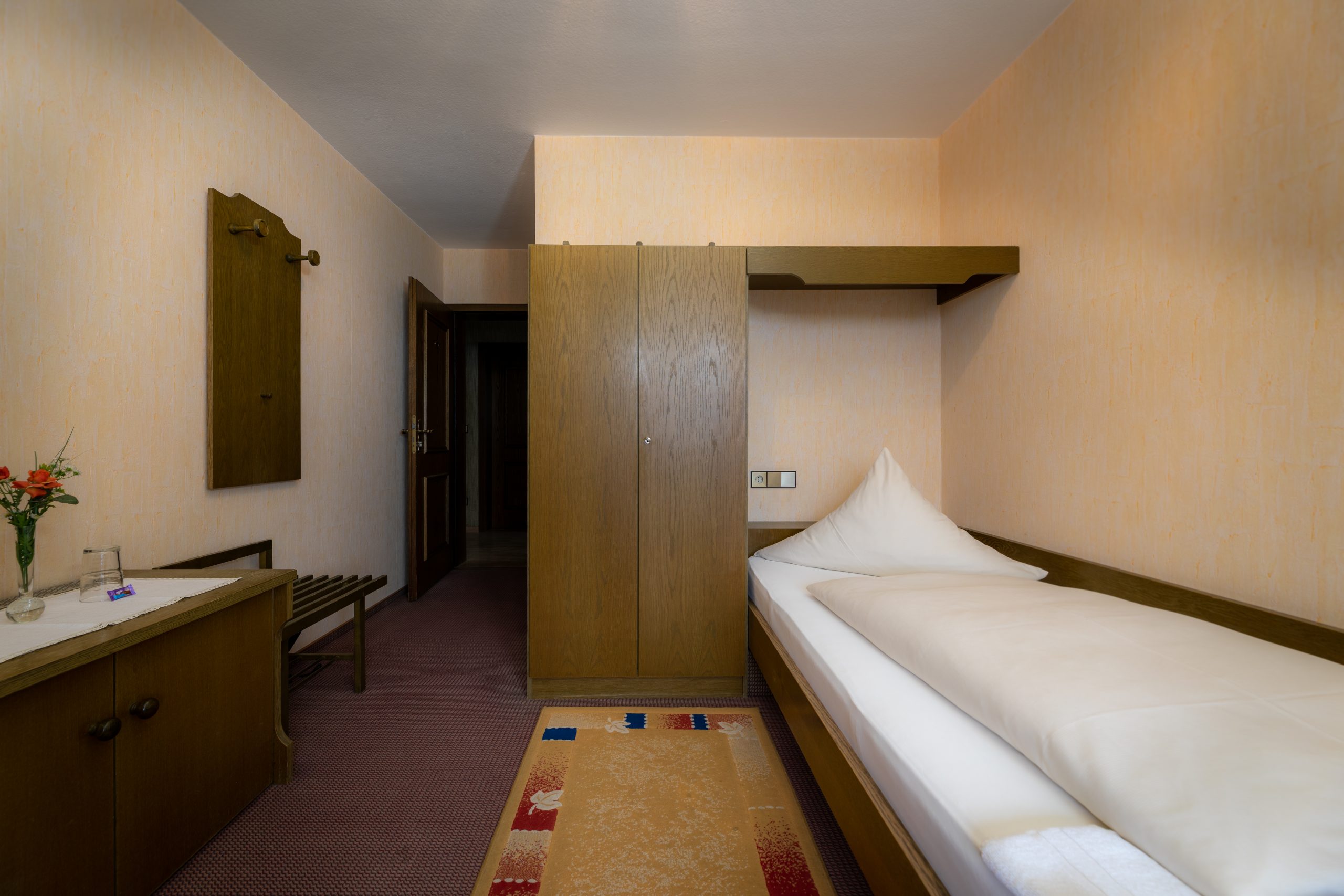 Einzelzimmer im Gästehaus im Kirchle Kornwestheim